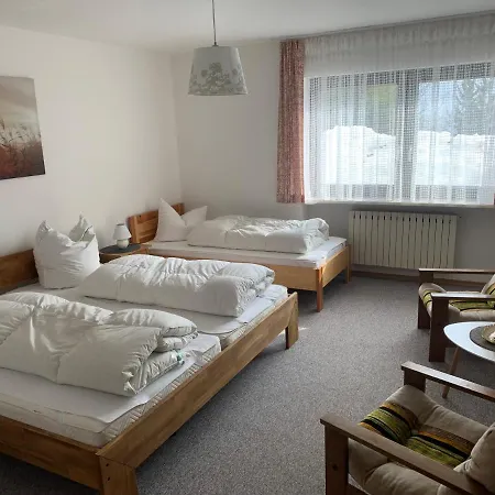 Apartamento Ferienwohnung- Pfenniggeiger