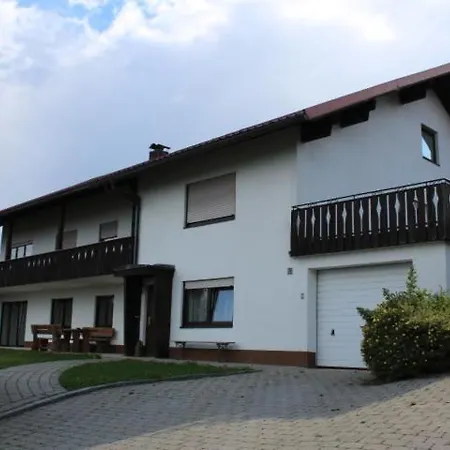 Apartment Ferienwohnung- Pfenniggeiger Philippsreut